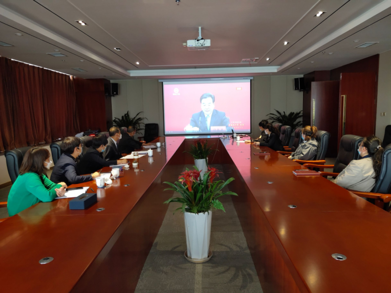 省物產(chǎn)集團(tuán)組織干部職工收看&ldquo;中國這十年&middot;青海&rdquo;主題新聞發(fā)布會(huì)