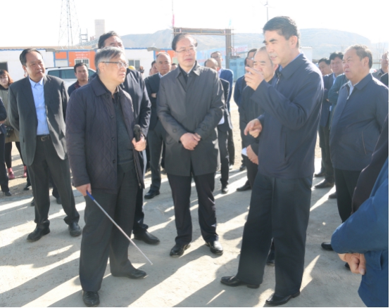 省委副書記、省長(zhǎng)王建軍等領(lǐng)導(dǎo)一行視察海東工業(yè)園區(qū)臨空綜合經(jīng)濟(jì)園